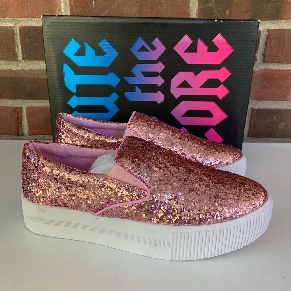 Cute To The Core Pink Glitter Slip On Fashion Platform Sneakers Women’s US 7 M